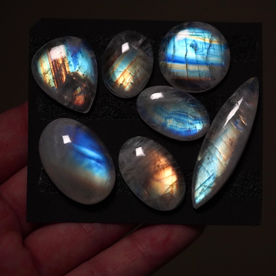 20-43mm High-grade Rainbow Moonstone Cabochon Smooth - Choose your Stone (W9)