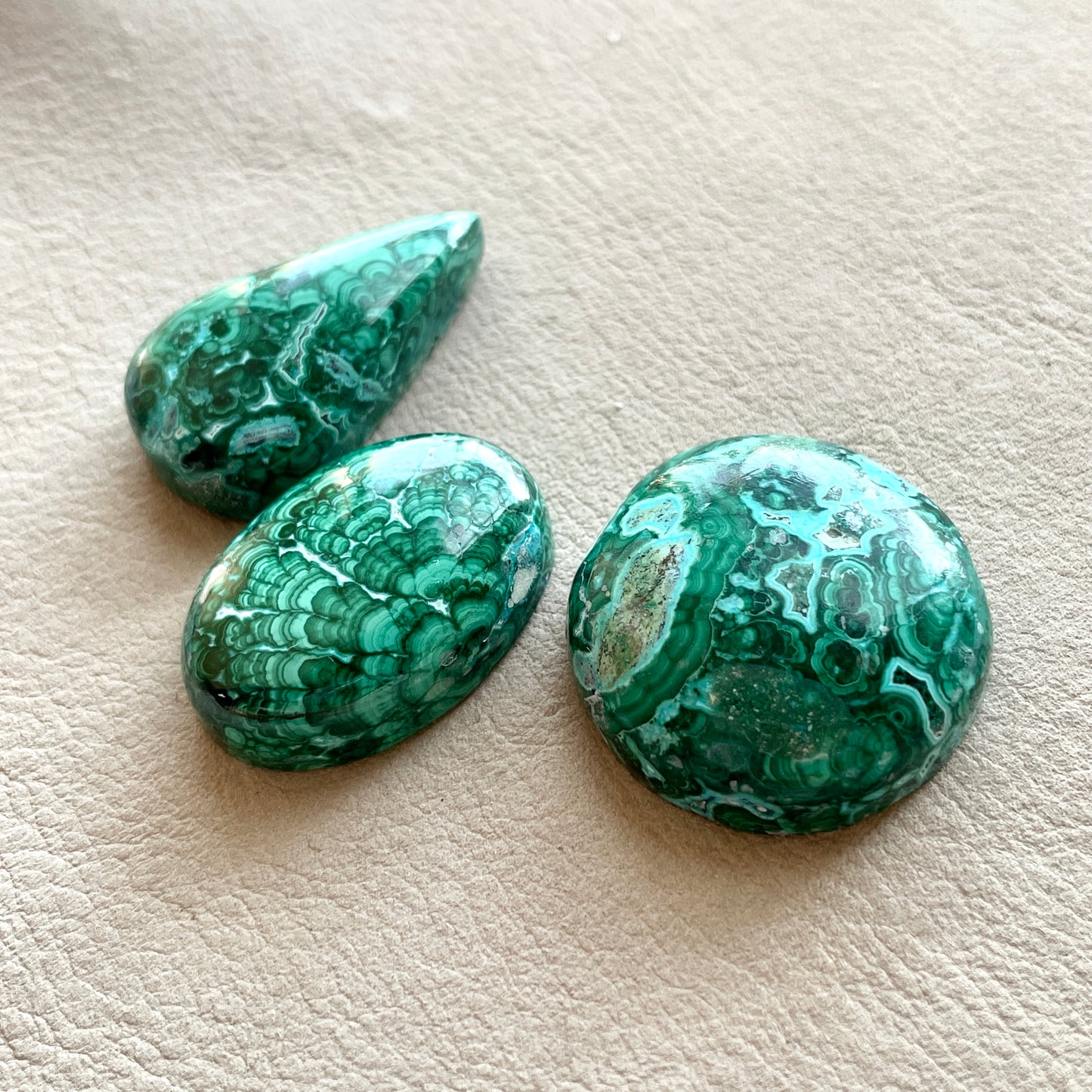 Malachite Cabochon Smooth - Choose your Stone (A) W1