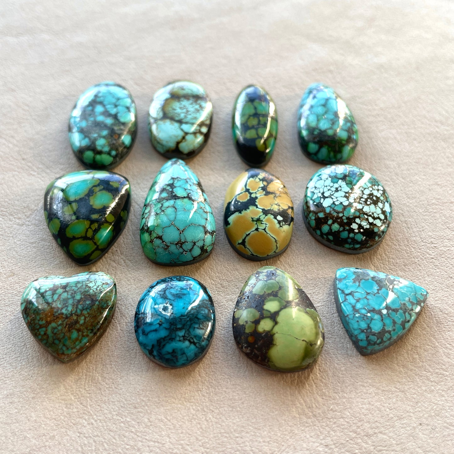 17-29mm Hubei Turquoise Cabochon Smooth (Backed) - Choose your Stone (W6)