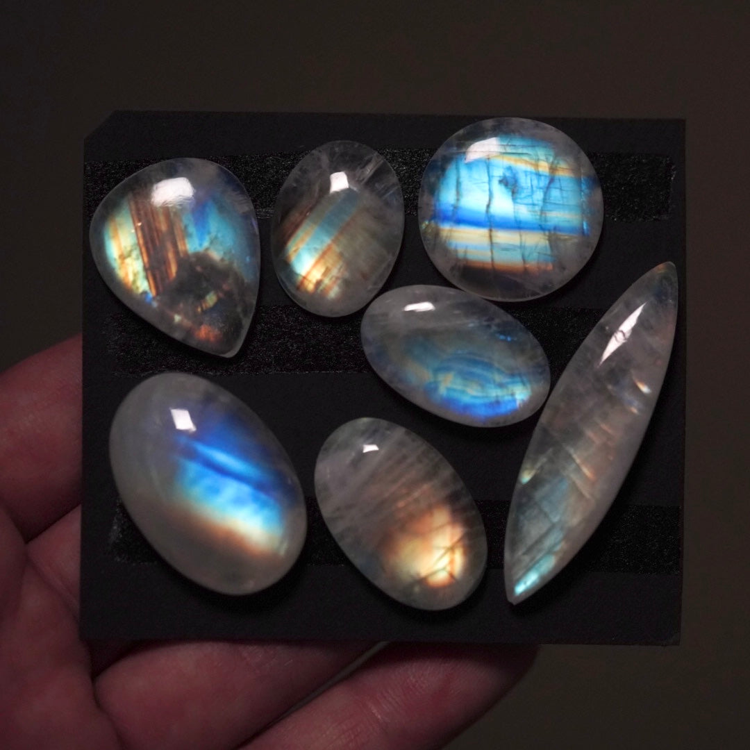 20-43mm High-grade Rainbow Moonstone Cabochon Smooth - Choose your Stone (W9)