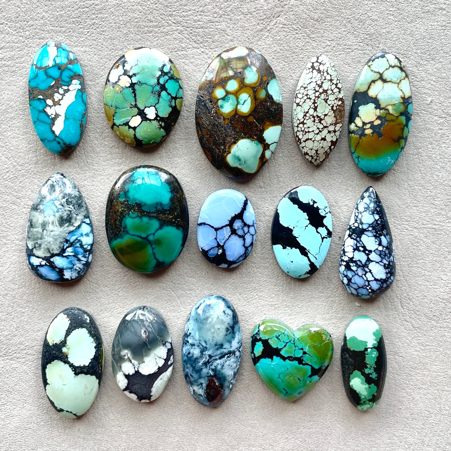 18-29mm Hubei Turquoise Cabochon Smooth (Backed) - Choose your Stone (D-W6)