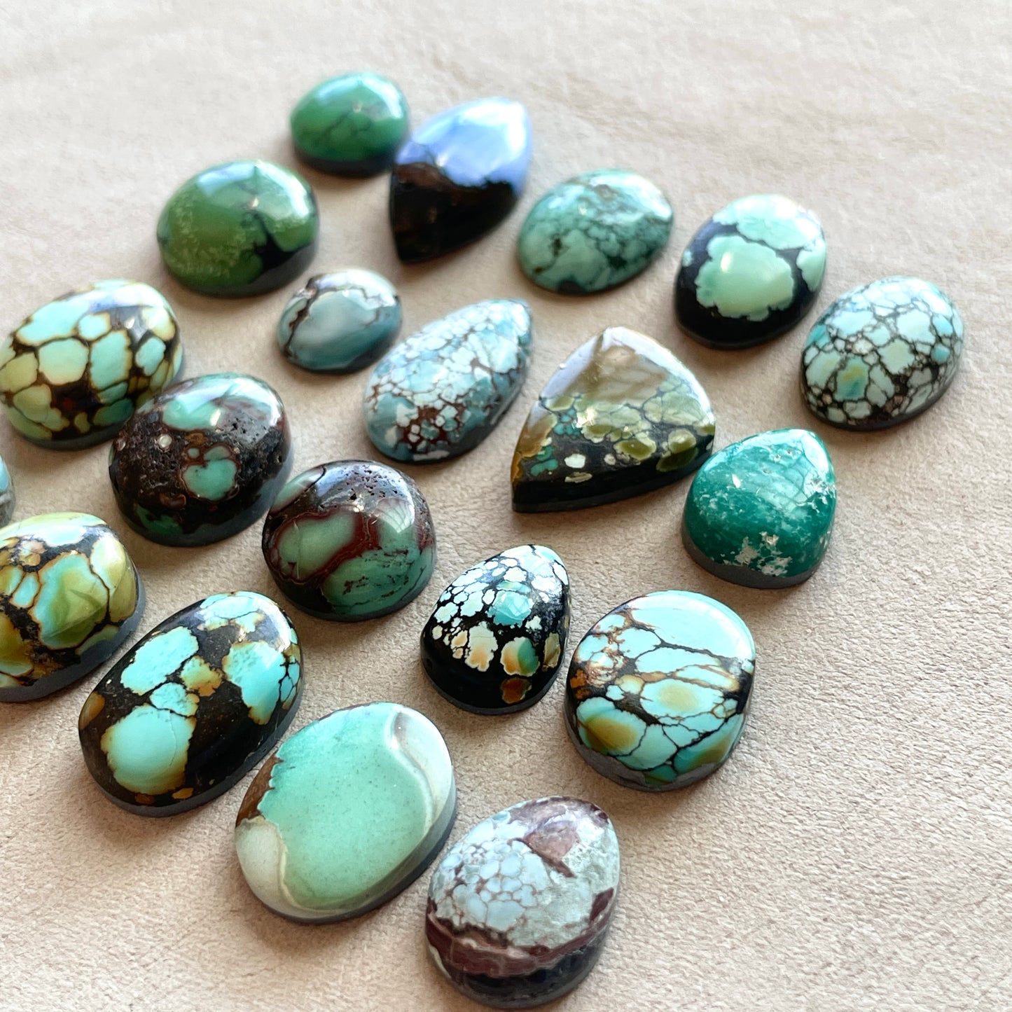 10-20mm Hubei Turquoise Cabochon Smooth (Backed) - Choose your Stone (B-W8)
