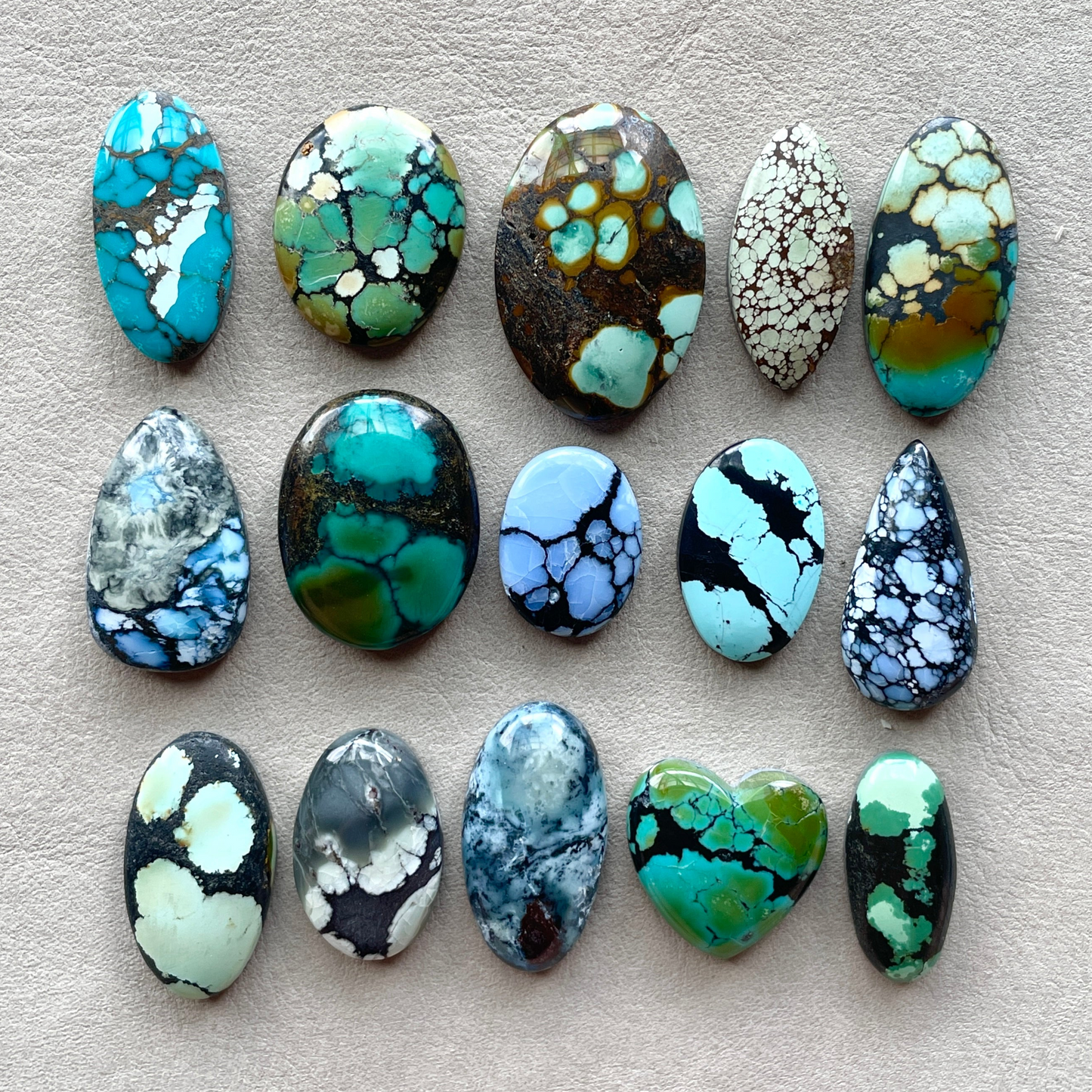 18-29mm Hubei Turquoise Cabochon Smooth (Backed) - Choose your Stone (D-W6)