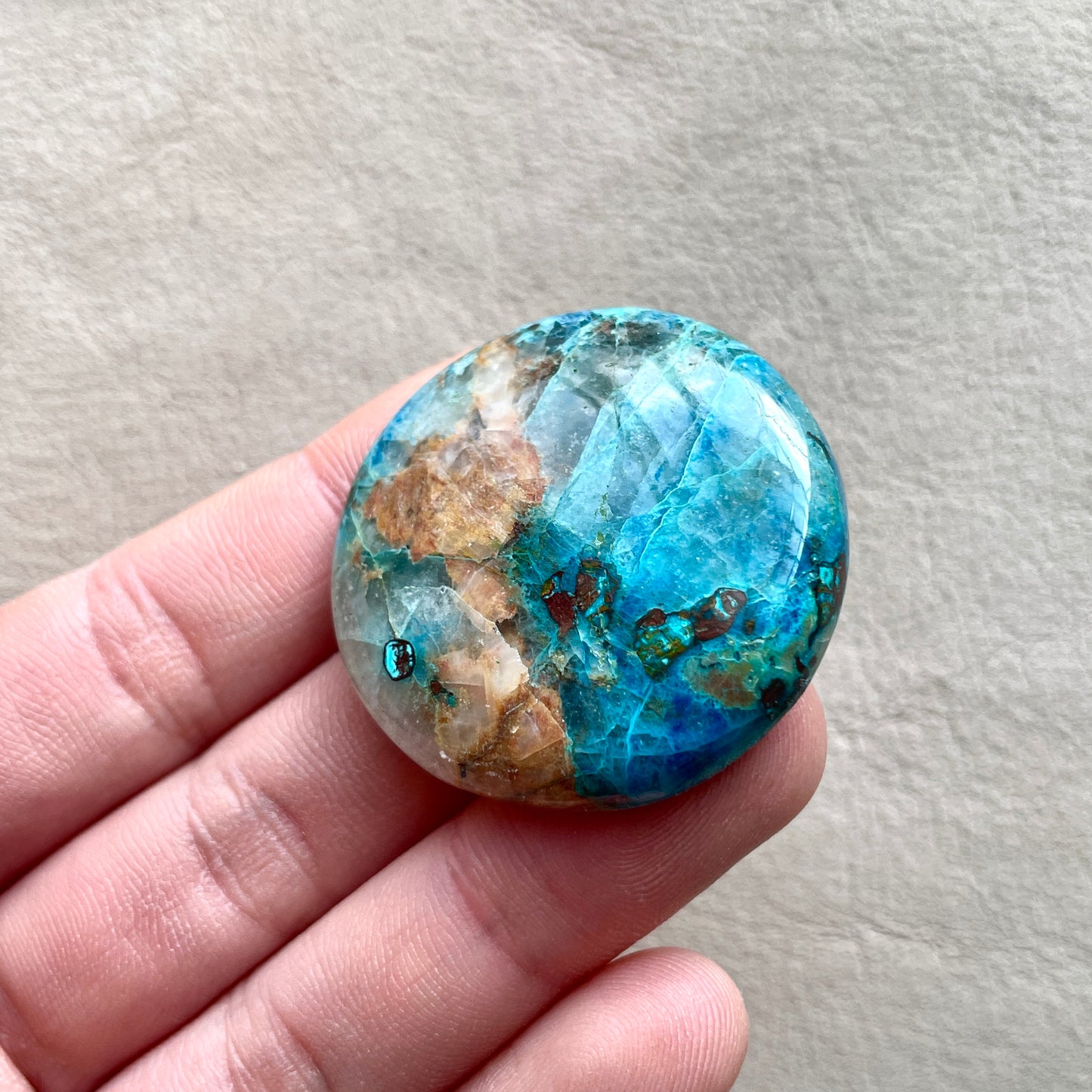 Shattuckite (with Azurite & Cuprite) Round Cabochon -