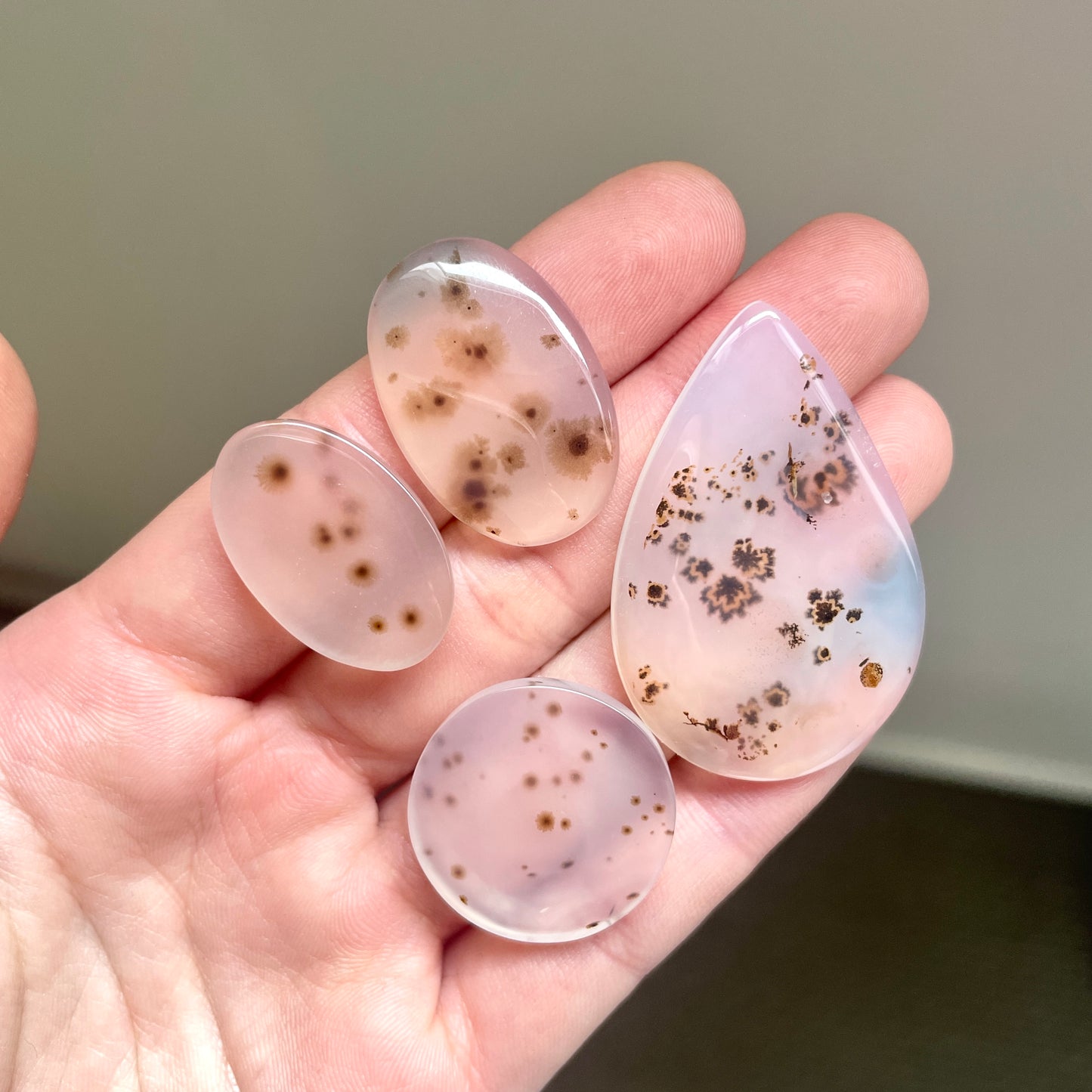'Flower' Pattern Scenic Dendritic Agate Cabochon Smooth - Choose your Stone (W4)