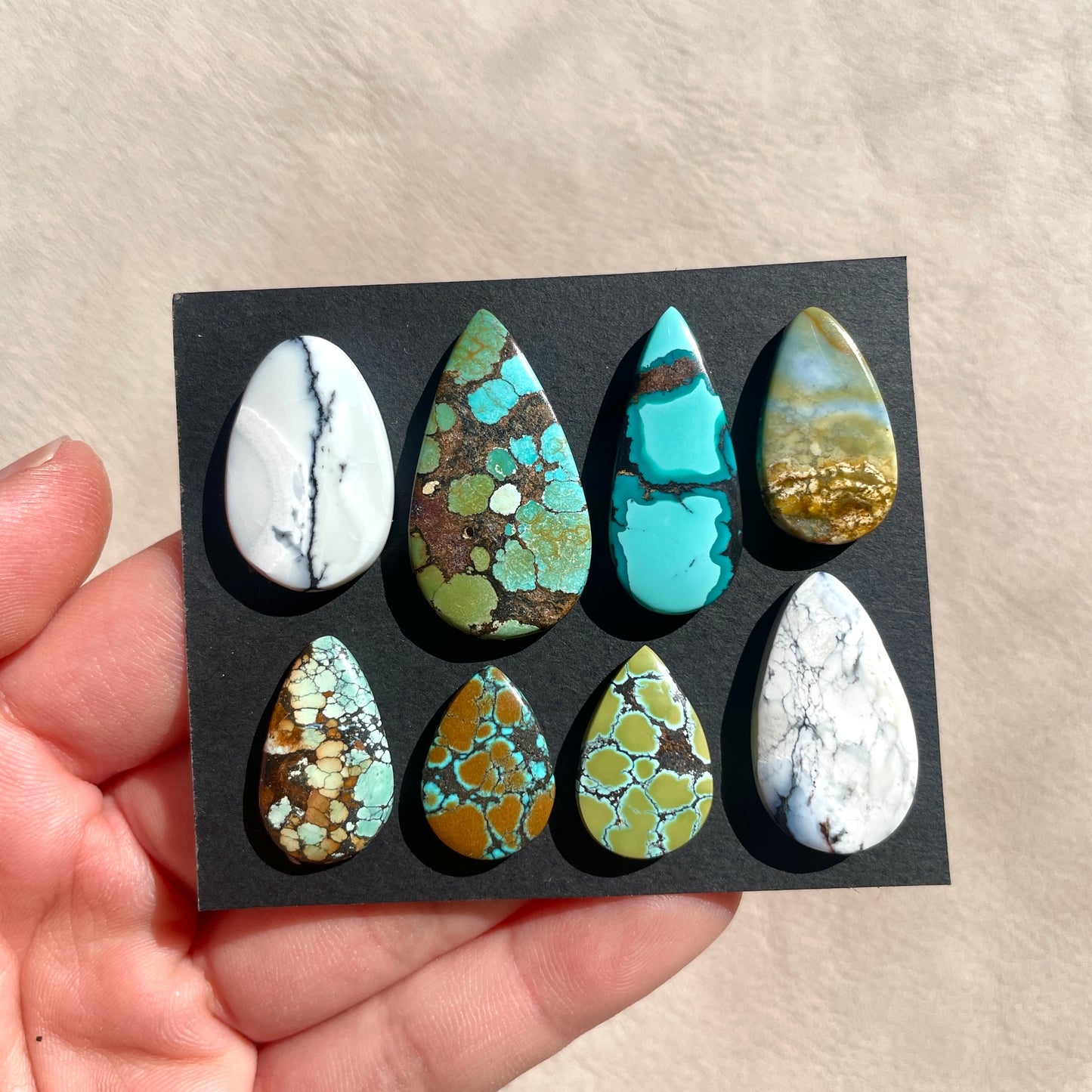 Hubei Turquoise Cabochon Smooth - Choose your Stone (W5)