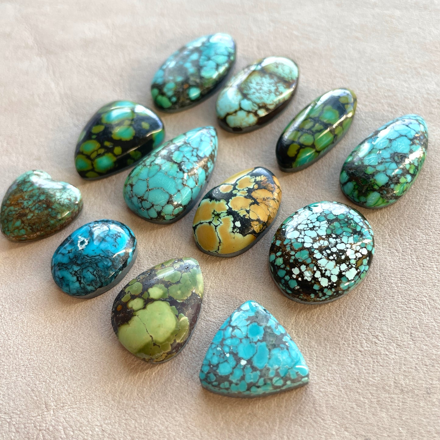 17-29mm Hubei Turquoise Cabochon Smooth (Backed) - Choose your Stone (W6)