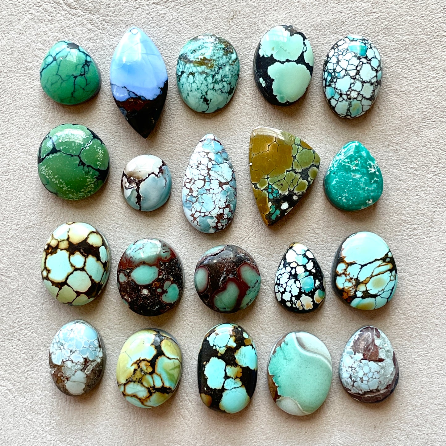 10-20mm Hubei Turquoise Cabochon Smooth (Backed) - Choose your Stone (B-W8)