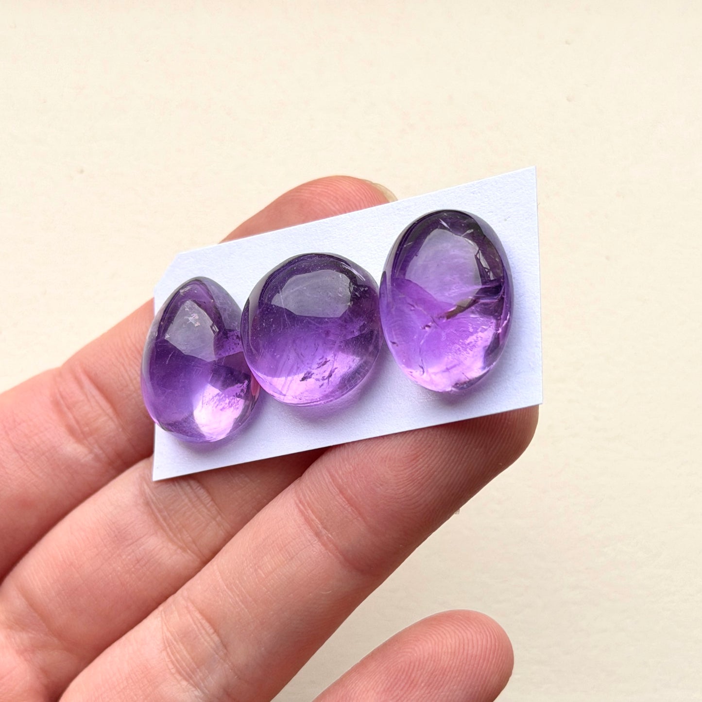 16-20mm Amethyst (High dome) Cabochon Smooth - Choose your Stone (W3)