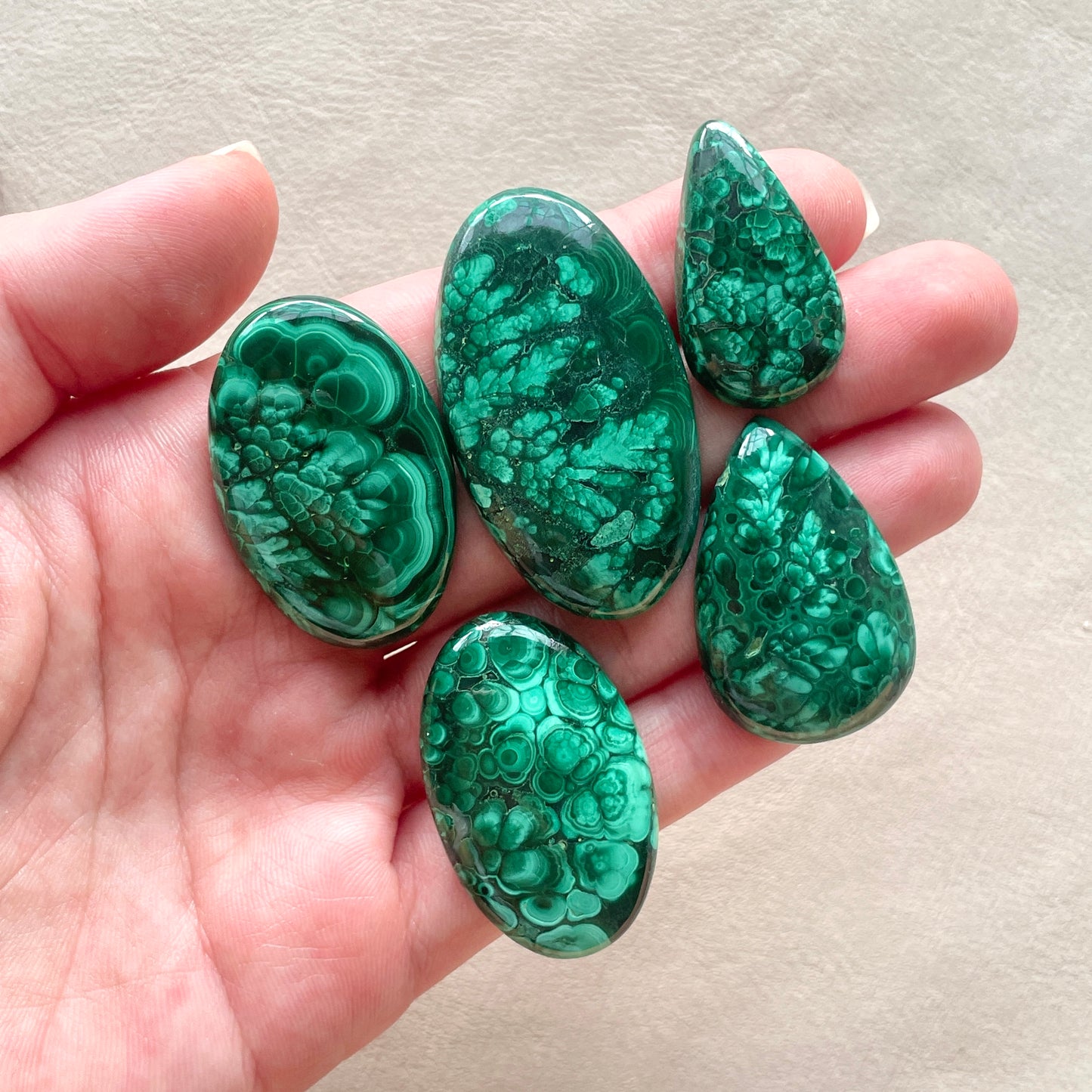 Flower Pattern ‘Blooms’ Malachite Cabochon Smooth - Choose your Stone (W7)
