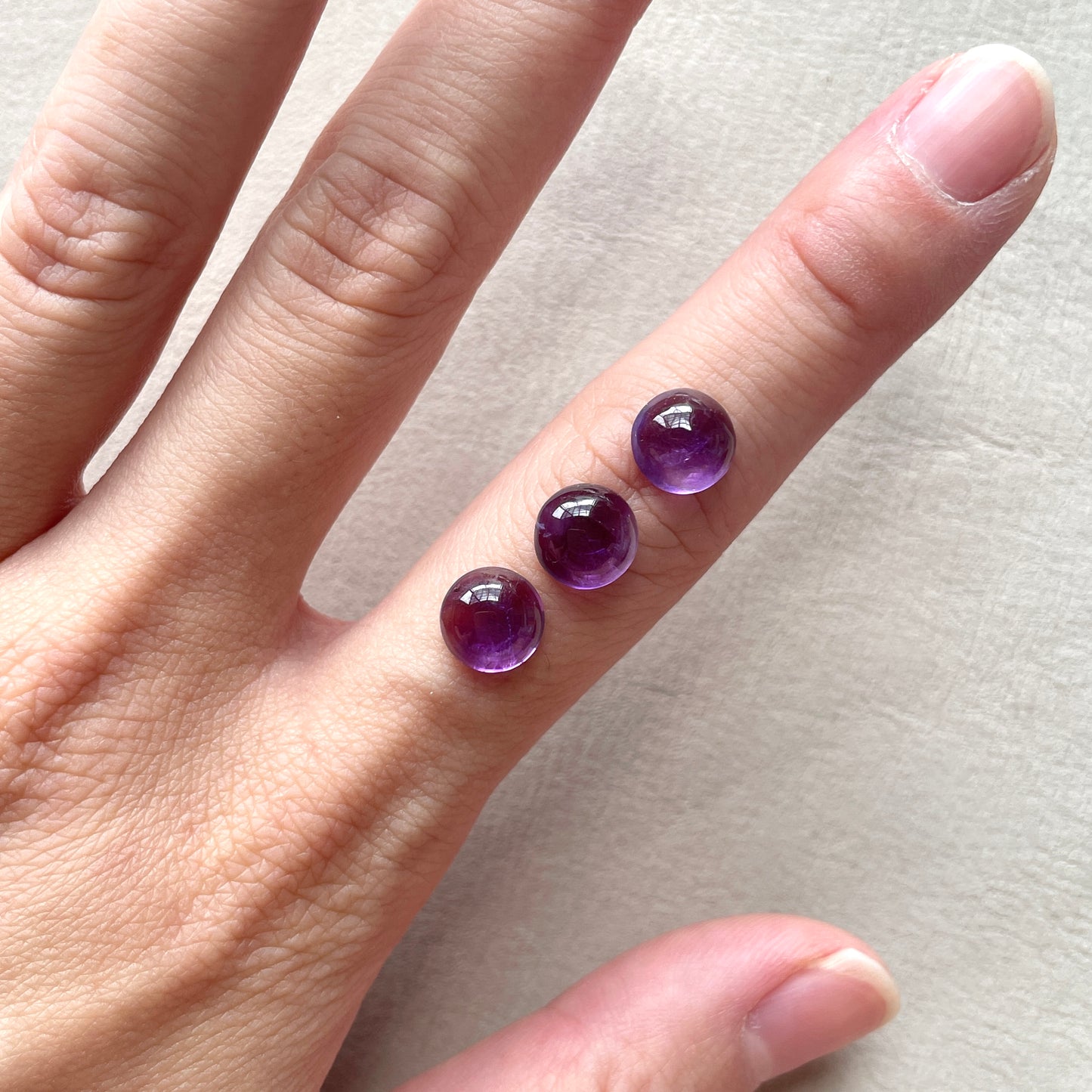 8mm Amethyst Round Cabochon Smooth - Set of 3 (E17)