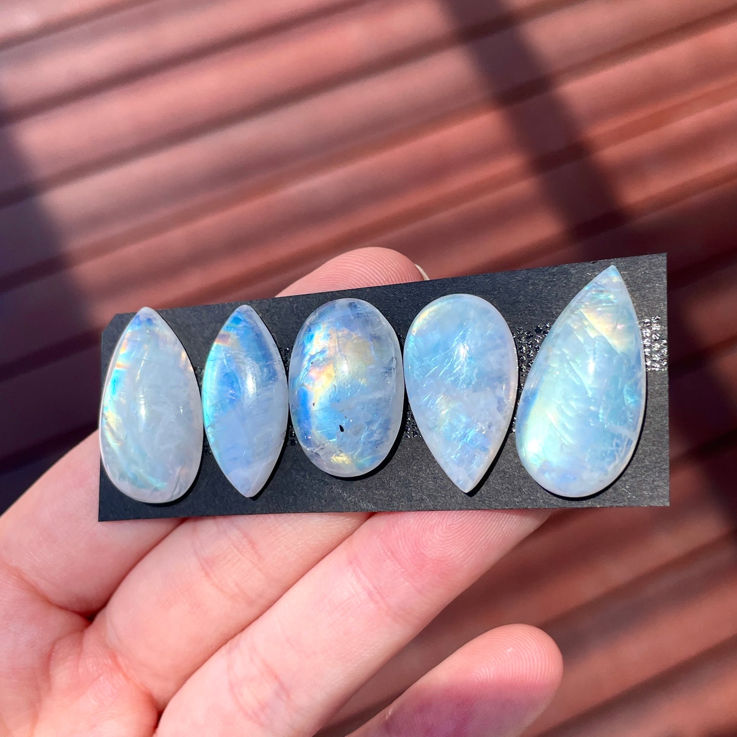 21-26mm Rainbow Moonstone Cabochon Smooth - Choose your Stone (W5)