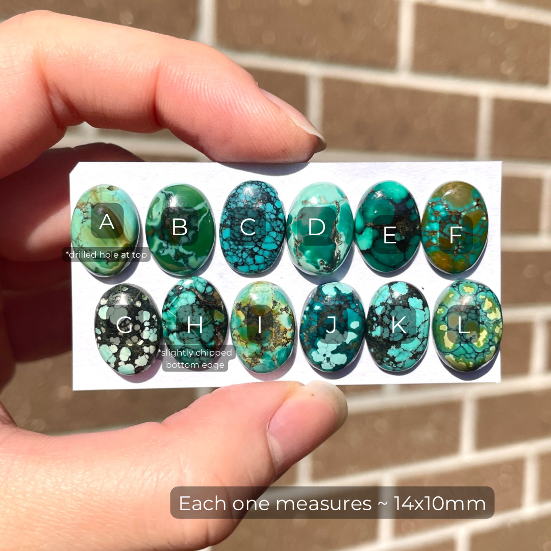 Tibetan Turquoise Oval Cabochon Smooth (14x10mm) - Choose your Stone (W8)
