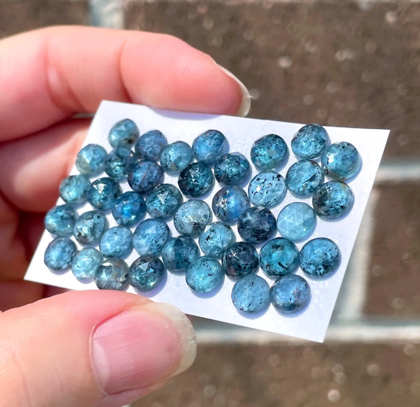 Teal Moss Kyanite 6mm round rose cut