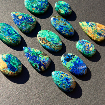 22-34mm 'Scenic' Azurite Malachite Cabochon Smooth - Choose your Stone (W4-EY)