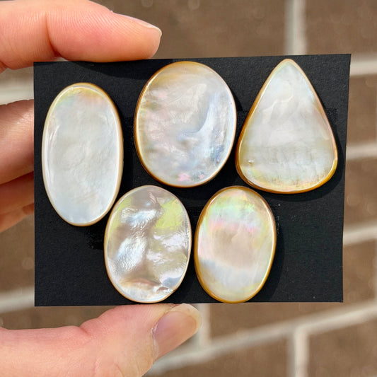 26-33mm Mother of Pearl Cabochon Smooth - Choose your Stone (W17)
