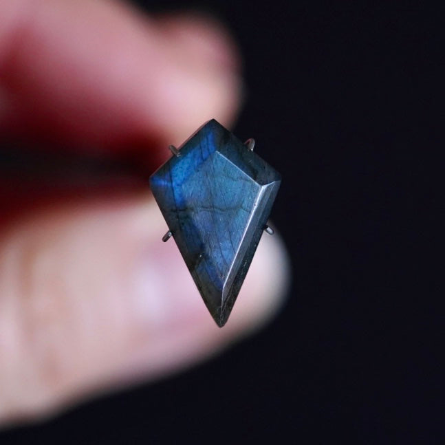 Blue Labradorite Faceted Kite (Pavilion Back) - 19.5x12.5mm (W11)