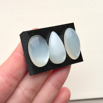 21-23mm White Moonstone Cabochon Smooth  - Choose your Stone (W4)