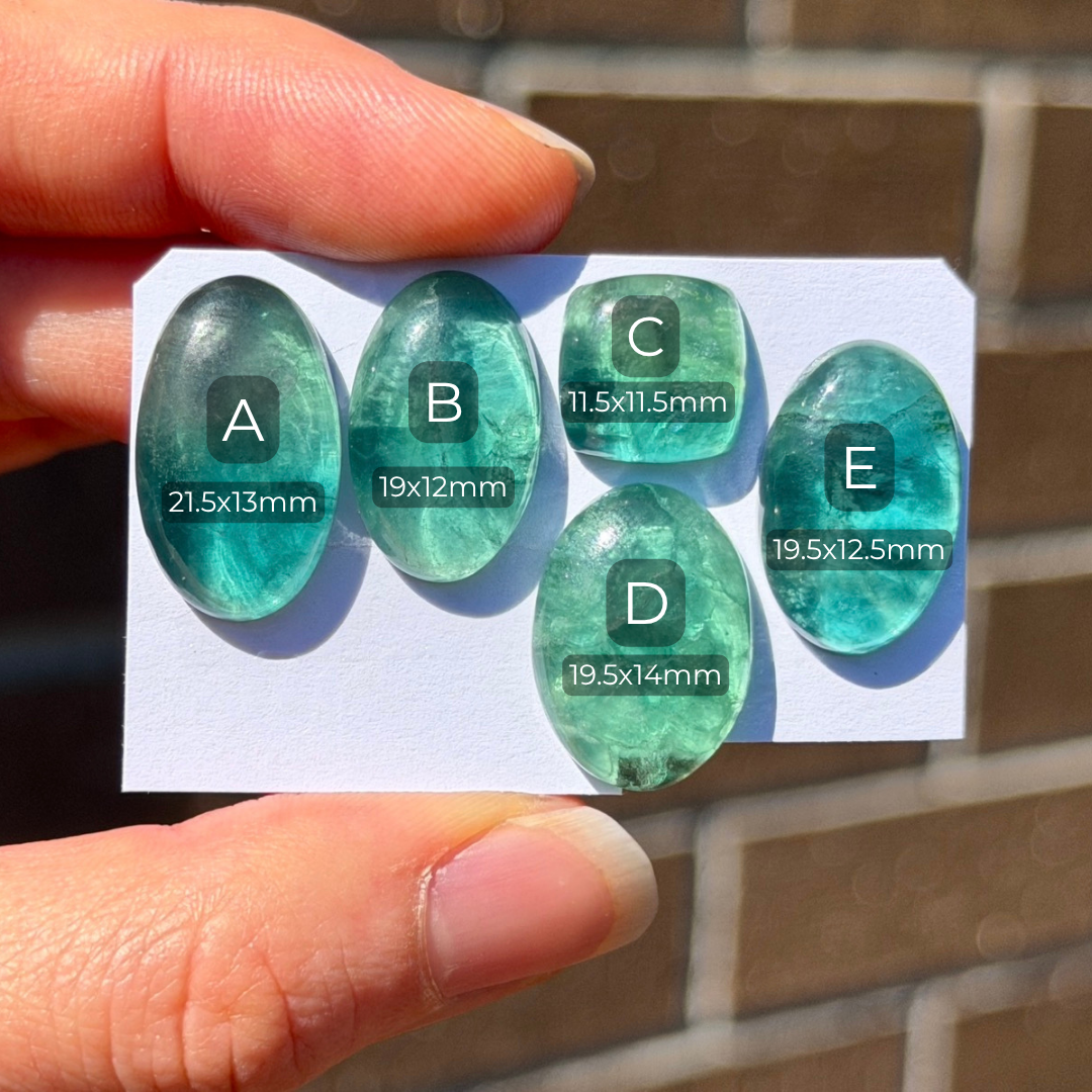 11-22mm Green Fluorite Cabochon Smooth - Choose your Stone (W7)