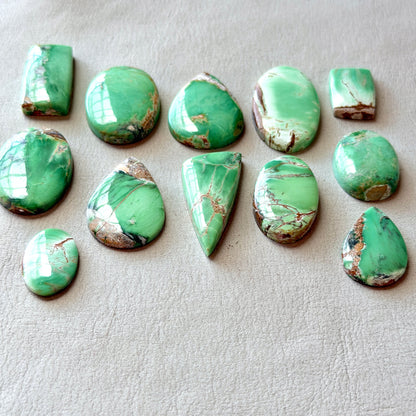 17-32mm Australian Variscite Cabochon Smooth - Choose your Stone (W18)