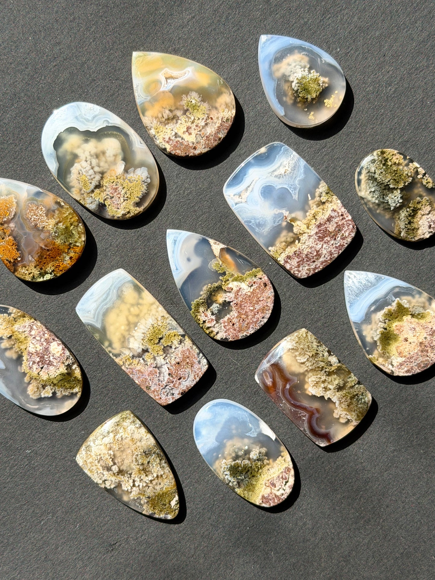 24-32mm Banded Moss Agate Cabochon Smooth - Choose your Stone (W9)