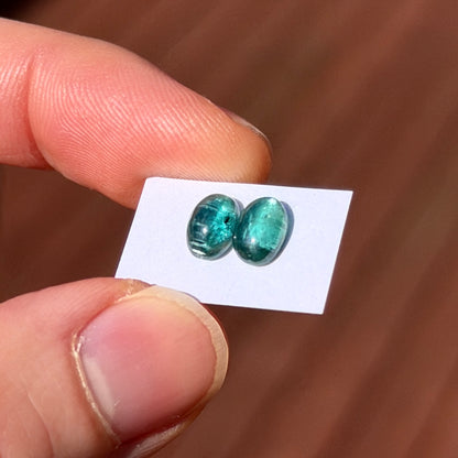7x5mm Emerald Green Kyanite Oval Cabochon Pair (W14)
