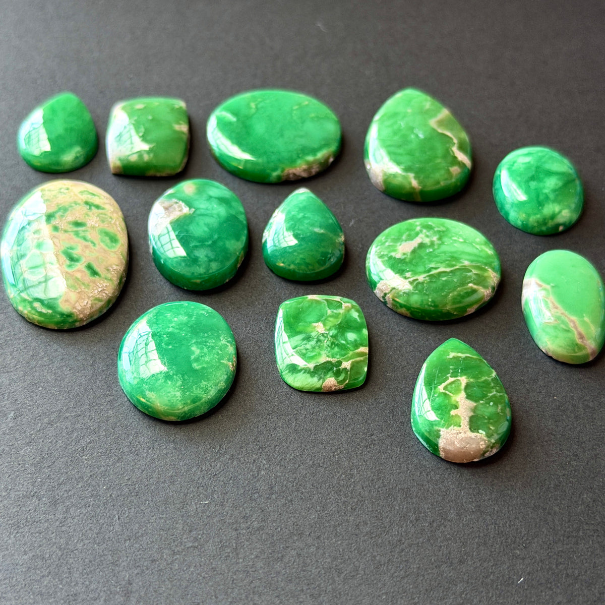 High-grade Australian Variscite Cabochon Smooth - Choose your Stone (W18)