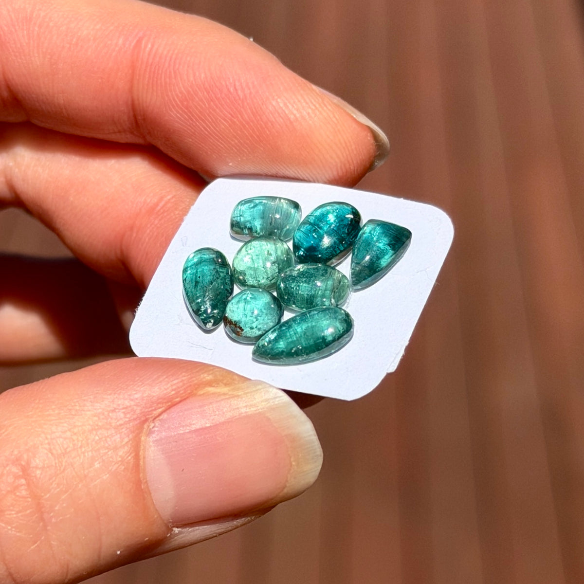 8pcs (Juicy) Emerald & Mint Kyanite Cabochons Smooth - 6-10mm (FULL LOT) (W14)