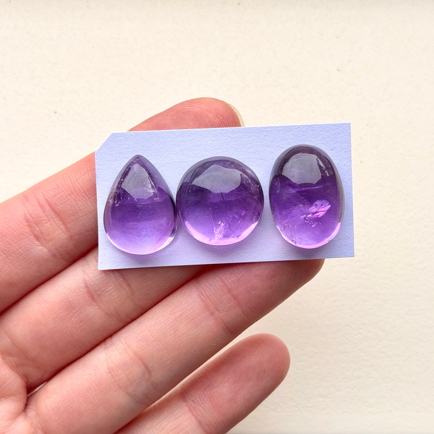 16-20mm Amethyst (High dome) Cabochon Smooth - Choose your Stone (W3)
