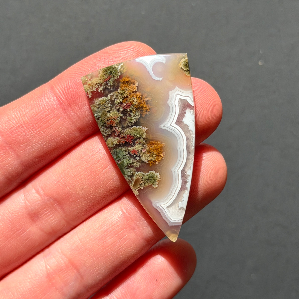 ‘Crescent over the Wild' Nebula Moss Agate Triangle Cabochon - 42.5mm x 24mm (W17)