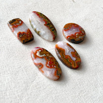 17-28mm Red Moroccan Seam Agate Cabochon Smooth - Choose your Stone (W5-EY)