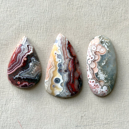 30-37mm Mexican Crazy Lace Agate Cabochon Smooth - Choose your Stone (W5)