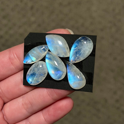 18-22mm High-Grade Rainbow Moonstone Cabochon Smooth - Choose your Stone (W15)