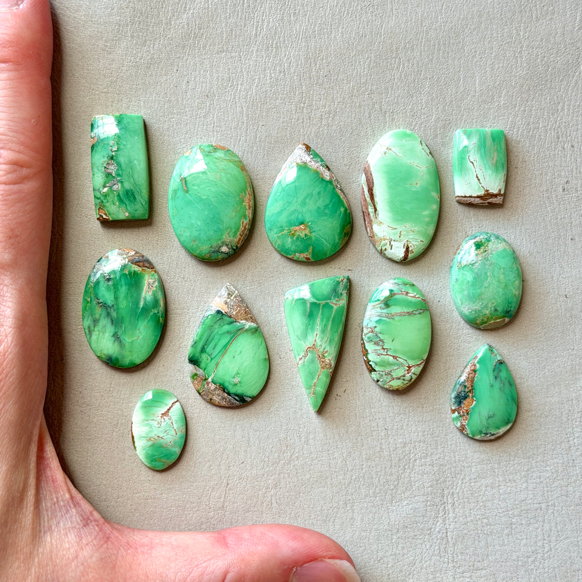 17-32mm Australian Variscite Cabochon Smooth - Choose your Stone (W18)