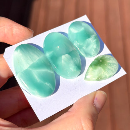 26-36mm Chatoyant Hemimorphite Cabochon Smooth  - Choose your Stone (W6)