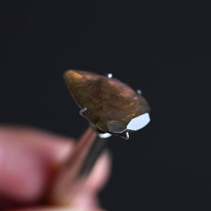 Pink/Rose Gold Labradorite Faceted Freeform (Pavilion Back) - 19x11.5mm (W11)