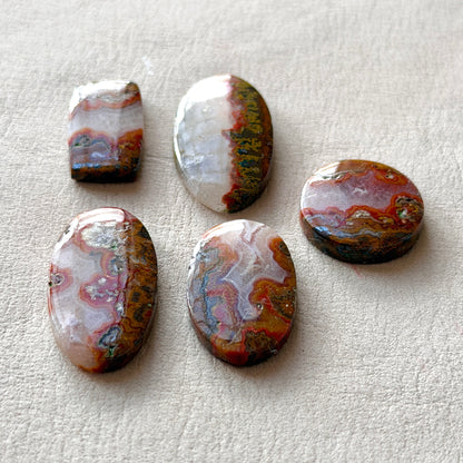 17-28mm Red Moroccan Seam Agate Cabochon Smooth - Choose your Stone (W5-EY)