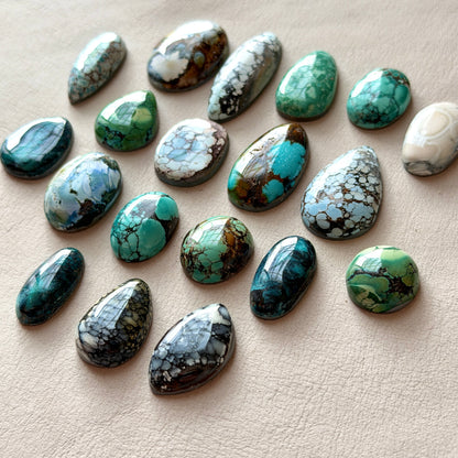 17-36mm Hubei Turquoise Cabochon Smooth (Backed) - Choose your Stone (W1)