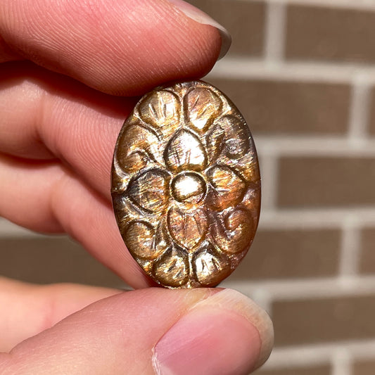 Golden Sunstone Flower Carved Oval Cabochon - 25mm x 17mm - W3