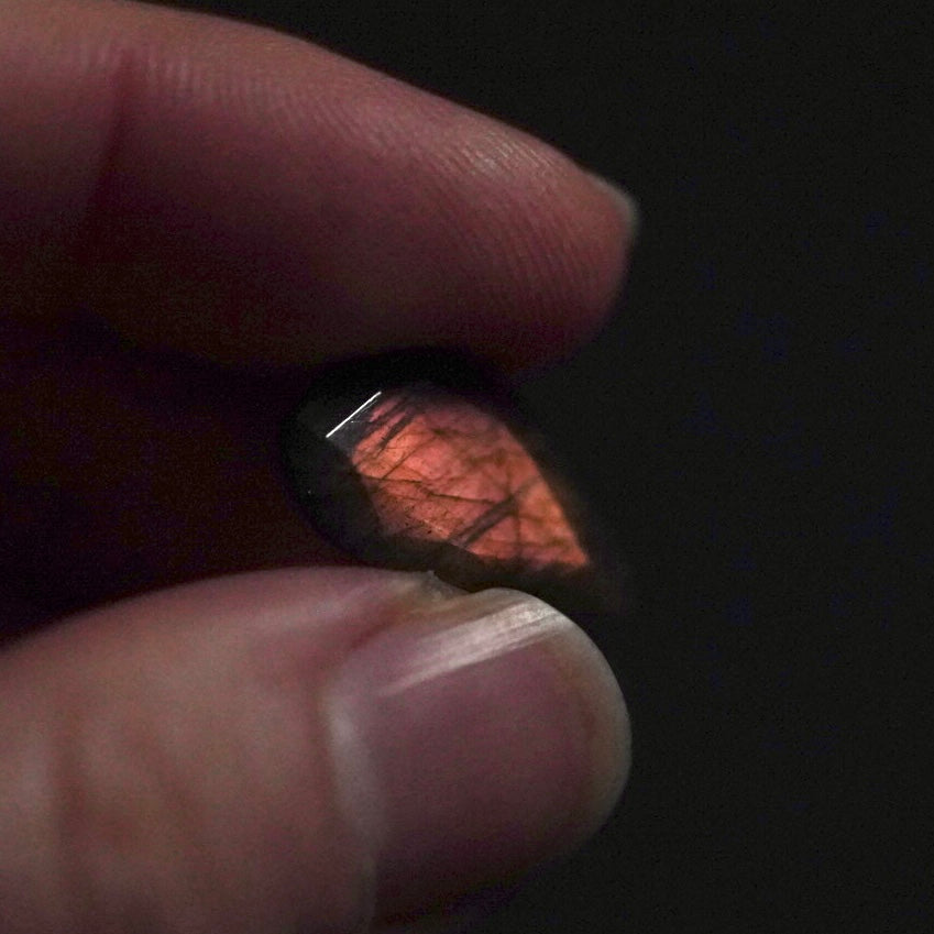 Pink/Rose Gold Labradorite Faceted Freeform (Pavilion Back) - 19x11.5mm (W11)