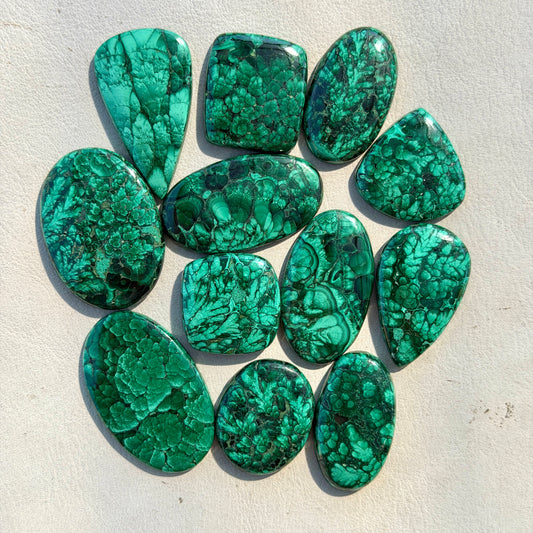 24-42mm Malachite Cabochon Smooth - Choose your Stone (E10)