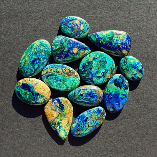 22-34mm 'Scenic' Azurite Malachite Cabochon Smooth - Choose your Stone (W4-EY)