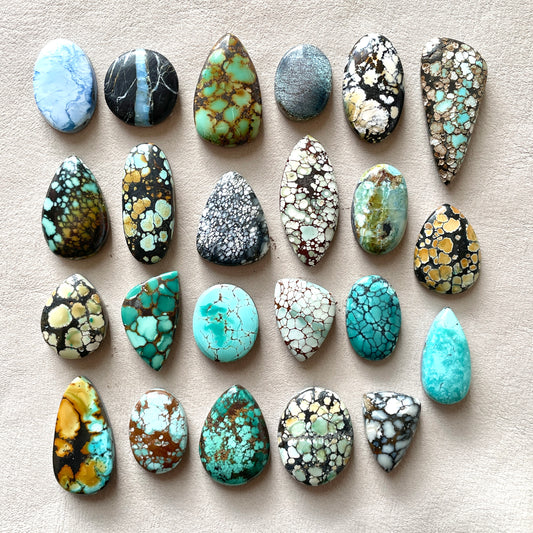 19-36mm Hubei Turquoise Cabochon Smooth (Backed) - Choose your Stone (W10)