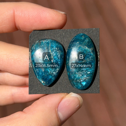 23-27mm Neon Blue Apatite (Chatoyant) Cabochon Smooth - Choose your Stone (W5)