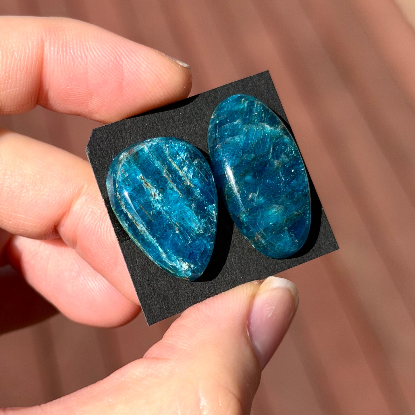 23-27mm Neon Blue Apatite (Chatoyant) Cabochon Smooth - Choose your Stone (W5)