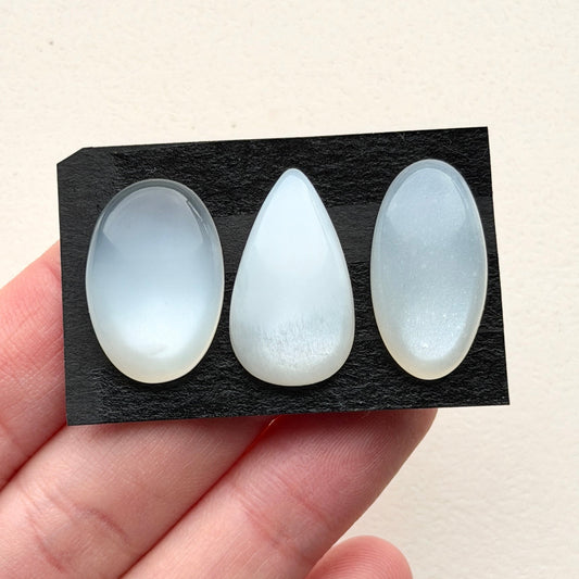 21-23mm White Moonstone Cabochon Smooth  - Choose your Stone (W4)