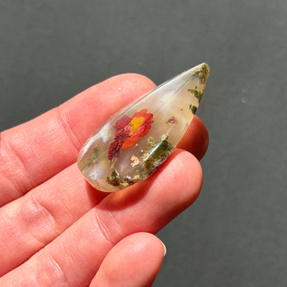 ‘Poppy in the Mist' Nebula Moss Agate Teardrop Cabochon - 40mm x 27mm (W17)