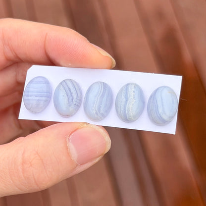 Blue Lace Agate Cabochon Smooth Oval 14x10mm - Choose your Stone (W15)