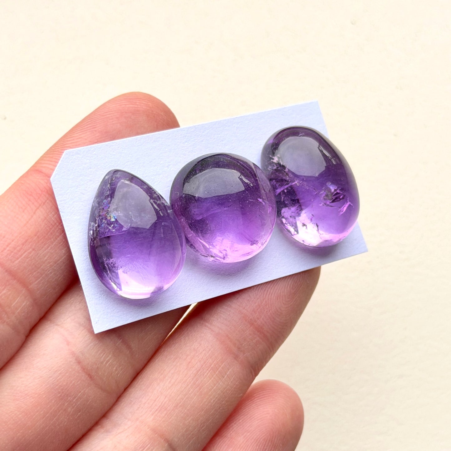 16-20mm Amethyst (High dome) Cabochon Smooth - Choose your Stone (W3)
