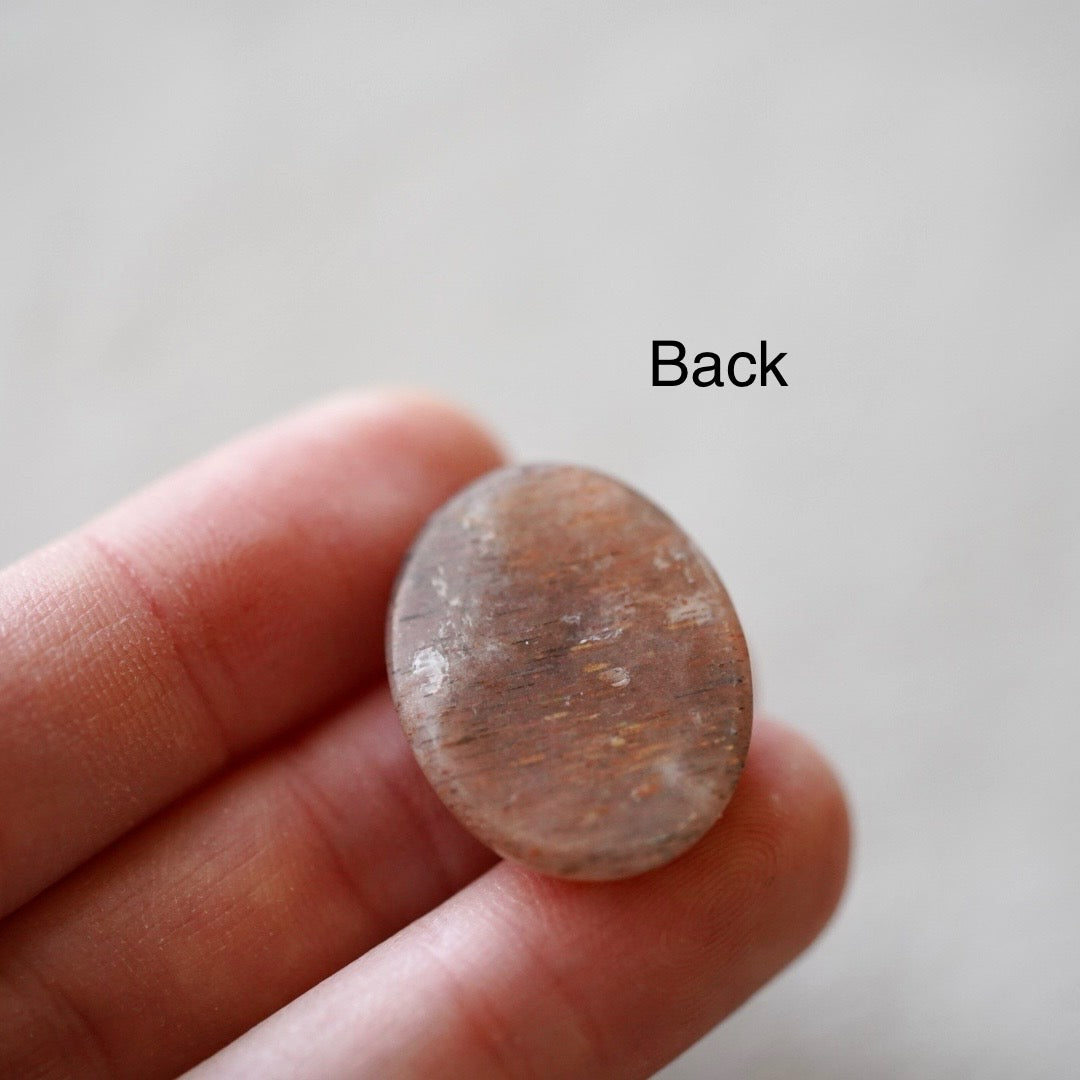 Rainbow 'Meteor Shower' Sunstone Oval Cabochon - 25 x 19mm (D-W2)